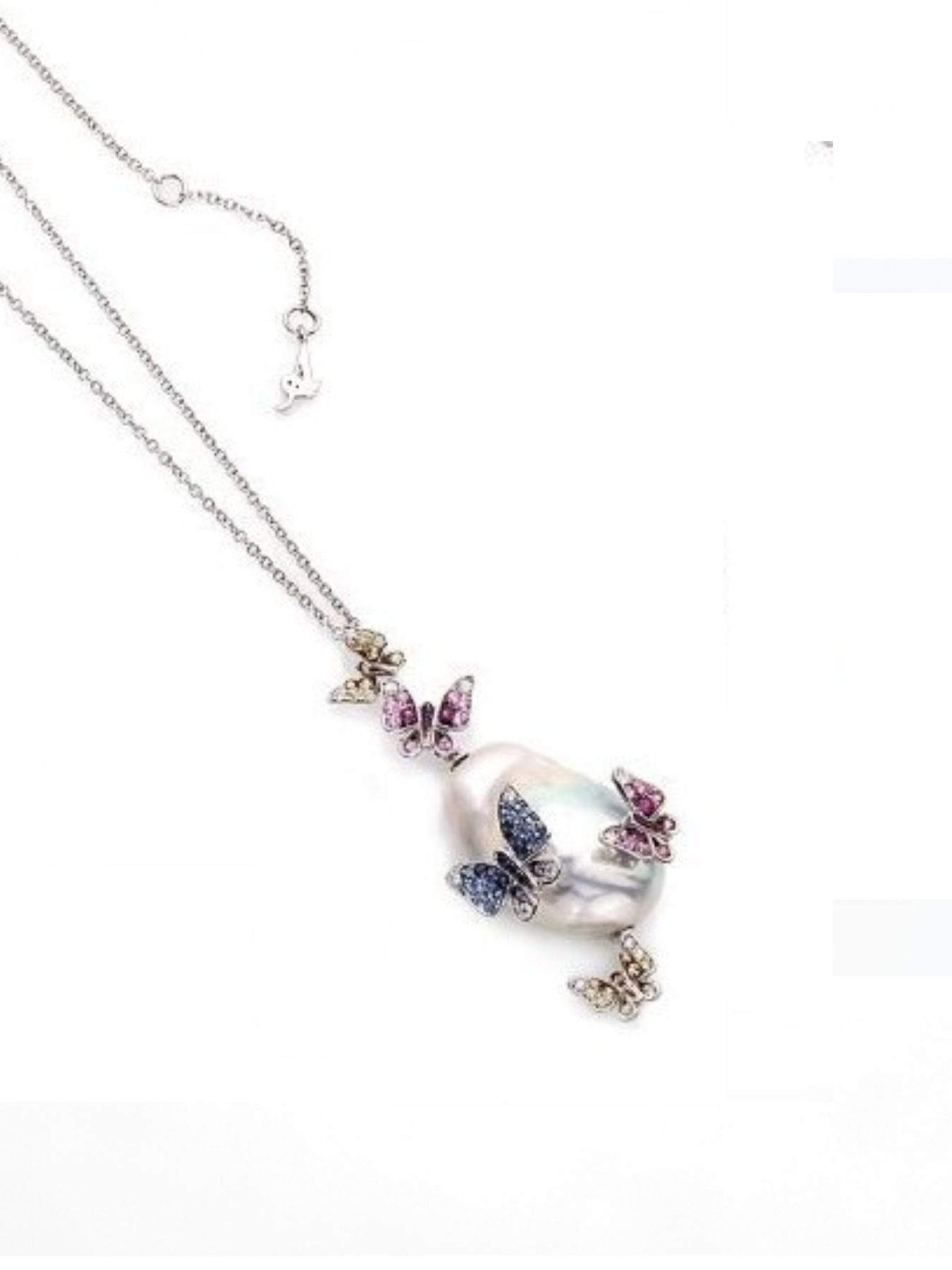 Collana con perla e farfalle